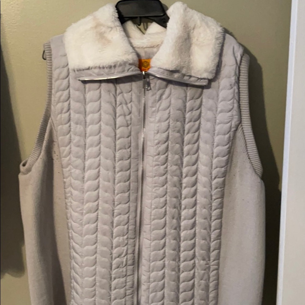 Ruby Rd Vest